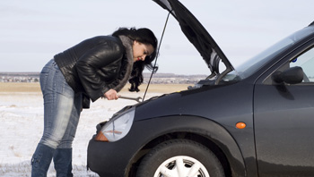 車の走行中、バッテリーが上がってしまったら……